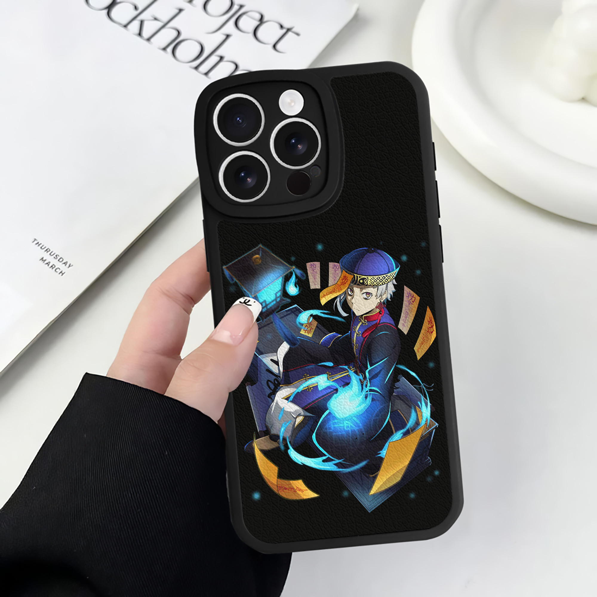 （画像用） 文豪ストレイドッグス Bungo Stray Dogs 【iPhone 16シリーズ対応】シリコンスマホケース（レザー調） 材質：シリコン